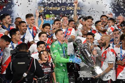 River se consagró campeón del torneo 2021, pero la Supercopa 2021 no se disputaría porque la Copa Argentina 2021 fue suspendida