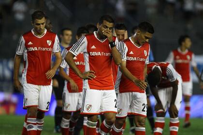 River se va otra vez sin respuestas