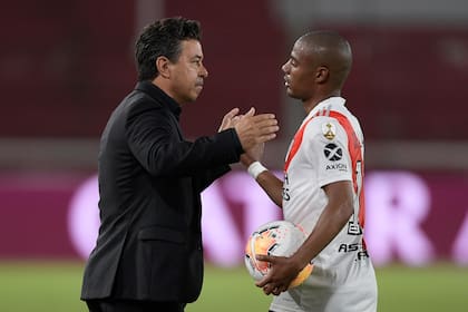 Marcelo Gallardo y Nicolás De la Cruz, uno de los futbolistas que más evolucionaron en River