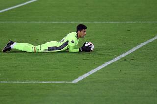 De arquero a arquero. lo que el Chavo Fucks le anticipó a Enzo Pérez: “¿Viste?”