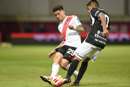 River y Gimnasia de Mendoza igualaron 1-1 en el tiempo reglamentario