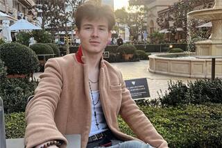 Es hijo de una de las mujeres más lindas de Hollywood, heredó su talento y está a punto de debutar en la gran pantalla