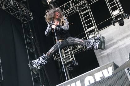 Rob Zombie, un vagabundo satánico que se divierte con una ráfaga de riffs