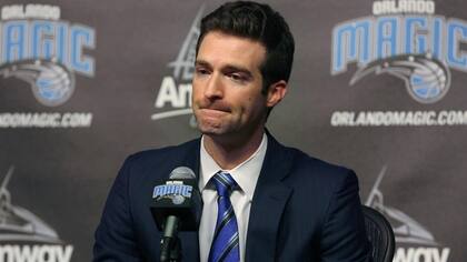 Rob Hennigan, el gerente de Orlando que fue despedido; hace unos días, había publicado una foto de Garino en la que se filtró información secreta de la franquicia