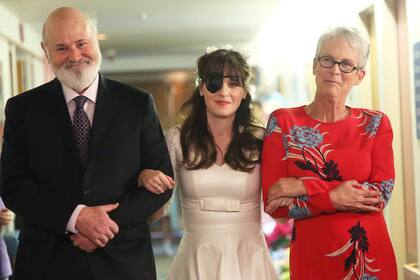 Rob Reiner con Jamie Lee Curtis (trabajaron en la serie New Girl)