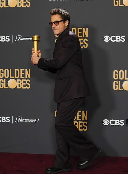 Robert Downey Jr., otro de los ganadores de la noche, se mostró cool y divertido