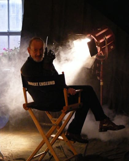 Robert Englund dirigió Killer Pad y 976 - El teléfono del infierno, entre otras películas y series