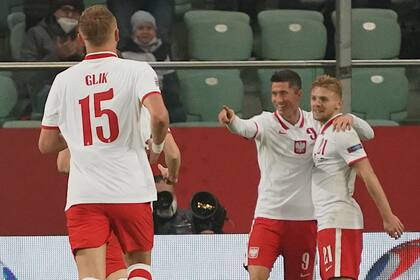 Polonia avanzó por la descalificación de Rusia; el seleccionado de Robert Lewandowski espera rival en la final