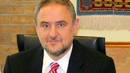 Robert Singer, CEO Congreso Judío Mundial: nacido en Ucrania, en 1956, Singer emigró a Israel, donde fue asesor de distintos gobiernos. Desde mayo de 2013 es el CEO de la entidad, que promueve políticas contra el antisemitismo