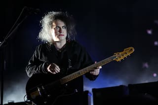 Robert Smith contó que sacará un disco solista y habló de los planes de The Cure
