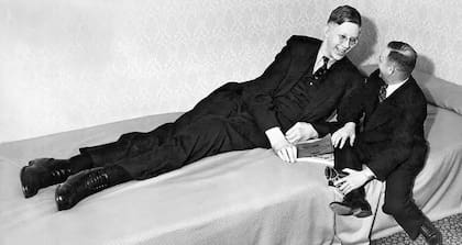 Robert Wadlow fue considerado el hombre más alto del mundo