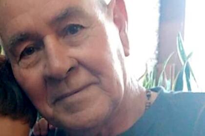 Roberto Ángel Espinosa es diabético e hipertenso