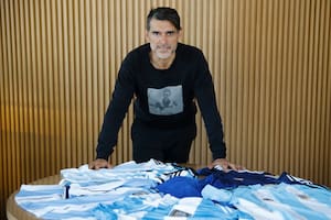 Ayala cuenta la intimidad del equipo de Scaloni y retrata la transformación de Messi