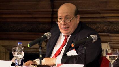 Roberto Dromi, el ministro de Obras Públicas que encabezó las privatizaciones en el gobierno de Menem