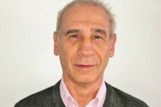 Un largo cabello oscuro, la nueva pista de los investigadores para descubrir al asesino del ingeniero