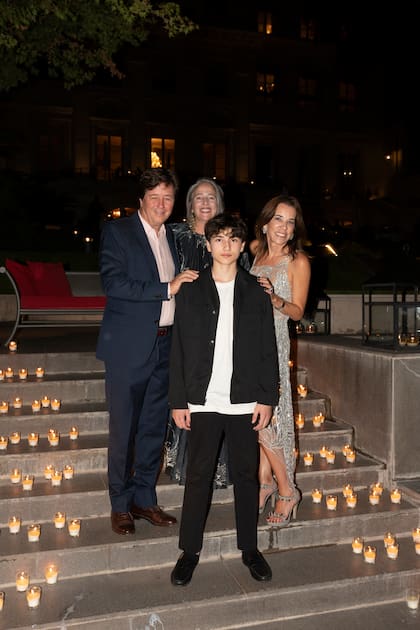 Roberto Montanelli, Eugenia Fernández Speroni, Inés etchebarne Mihanovich y su hijo Alexis Catafago Etchebarne