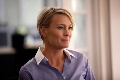 Robin Wright (Claire en House of Cards) contó detalles del ultimátum que tuvo que dar para poder cobrar lo mismo que Kevin Spacey.