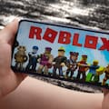 Roblox usará IA para reformular el lenguaje inapropiado en los chats y mantener la cordialidad