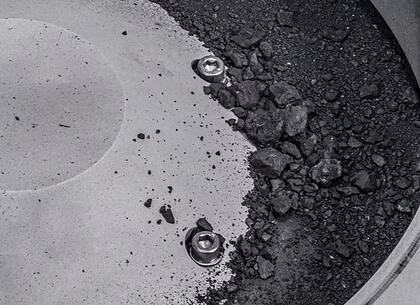 Roca y polvo extraída del asteoride Bennu