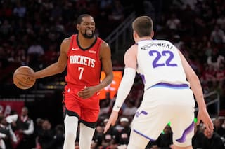 Rockets logran quinta victoria seguida, 140-106 sobre Jazz, con 25 puntos de Kevin Durant