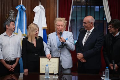 Rod Stewart agradeció la distinción en la Legislatura Porteña