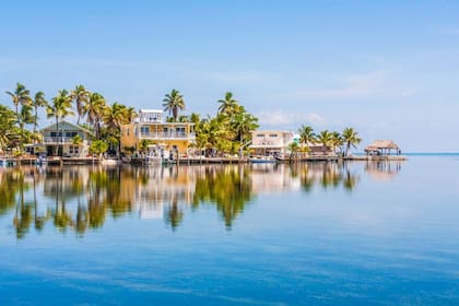 Rodeados de agua cristalina y un clima tropical, los Cayos de Florida son un verdadero refugio para turistas y locales