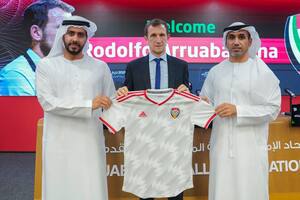 Rodolfo Arruabarrena asume en Emiratos Árabes: qué chances tiene de ir a Qatar