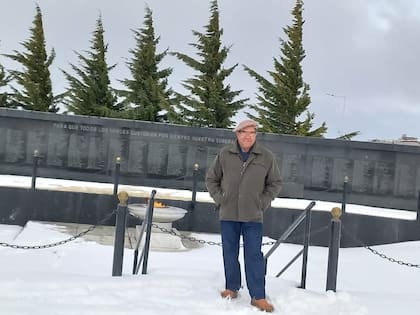 Rodolfo Barboza recuerda a quienes murieron en combate