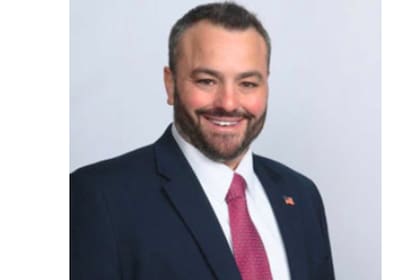 Rodrick critica la falta de consulta previa sobre el comedor comunitario en su ciudad