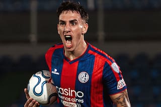La conmovedora historia detrás de los goles del N°9 que conquistó el corazón de San Lorenzo