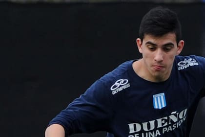 Su paso por Racing fue breve, apenas 6 meses duró en la Academia