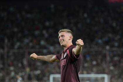 Rodrigo Castillo vuelvió a ser determinante para Lanús