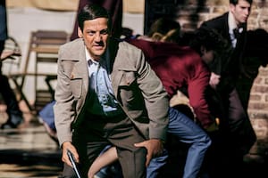 Netflix develó el primer avance de la nueva serie de Trapero protagonizada por Rodrigo de la Serna