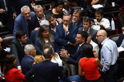Rodrigo de Loredo reúne a su bloque en el recinto