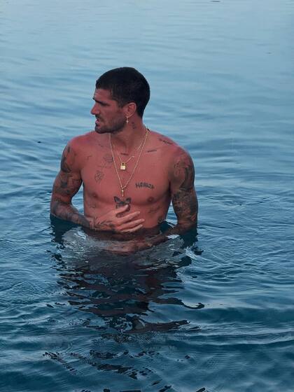 Rodrigo De Paul disfrutando del verano europeo (Foto: Instagram/@rodridepaul)