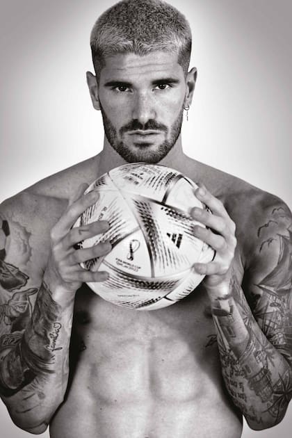 Rodrigo de Paul hizo una producción fotográfica exclusiva para Rolling Stone de la Argentina