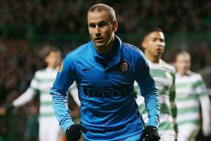 Rodrigo Palacio hizo dos goles en el empate del Inter