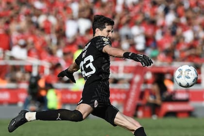 Rodrigo Rey, seguridad en el arco de Independiente, que recibe en el Libertadores de América a Atlético Tucumán