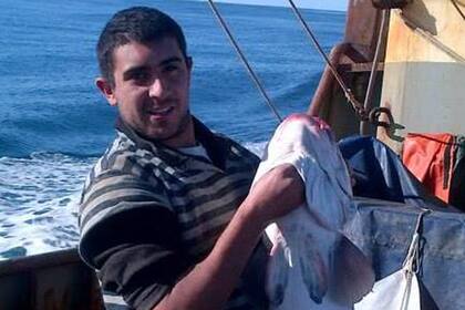 Rodrigo Sanita tiene 27 años y, desde los 19, trabajaba en la industria de la pesca