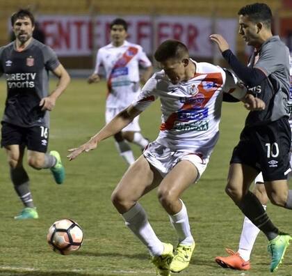 Rodríguez, el goleador, no puede contra Hoyos