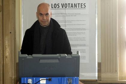 Rodríguez Larreta votó rápido