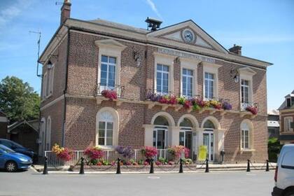 Roger donó parte de su fortuna de más de 10,2 millones de dólares a la ciudad antes de fallecer el año pasado