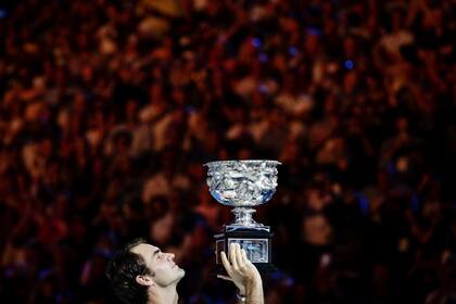 Roger Federer campeón del Abierto de Australia 2017, el penúltimo Grand Slam que ganó.