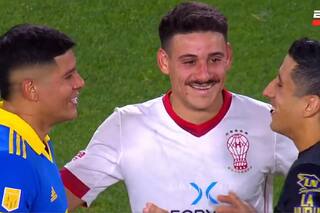 La divertida charla entre Rojo y Cóccaro y el motivo por el que el árbitro sancionó foul para Boca