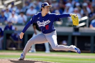 Roki Sasaki permite tres carreras en su primera salida de primavera con los Dodgers