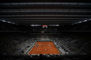 Roland Garros: Rafael Nadal jugó por primera vez bajo el techo y dio su opinión