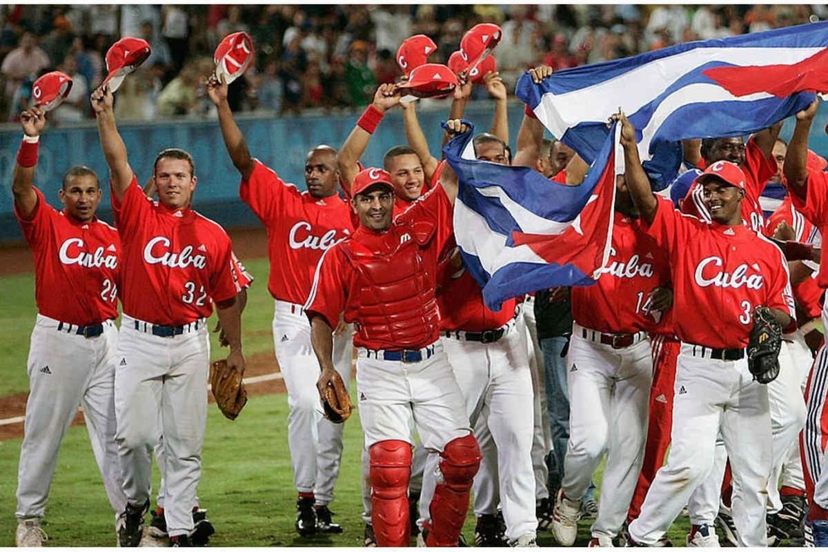 Es cubano ganó dos medallas olímpicas, pero desertó y reapareció junto a otro país rumbo al Clásico Mundial de Beisbol