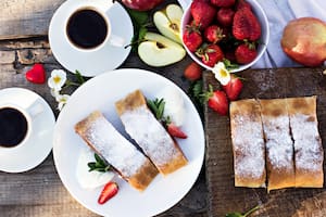 Rolls de ricota y frutilla