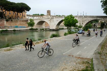 Lugares que en general están repletos de turistas hoy solo se ven pocas personas que habita en la zona