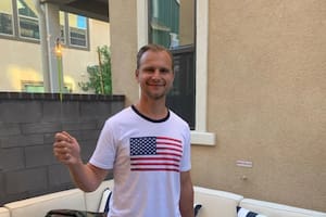 Es migrante y llegó a EE.UU. como refugiado de la Unión Soviética: ahora teme ser deportado a un país que no conoce